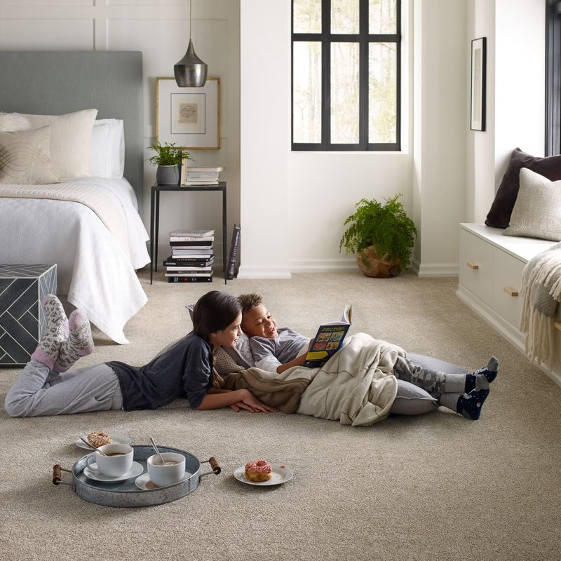 People on the carpet - F & S Floor Covering